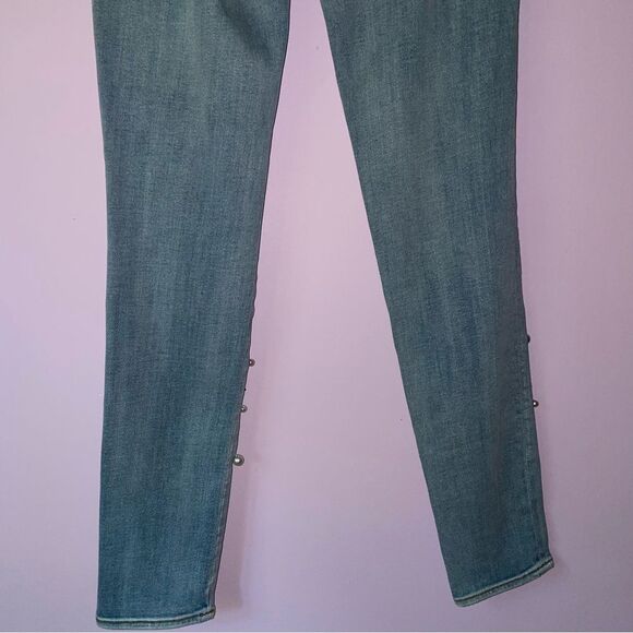 Driftwood Beau Skinny Jeans Size 26 Pearl Studded Light Wash Distressed - Picture 8 of 9
